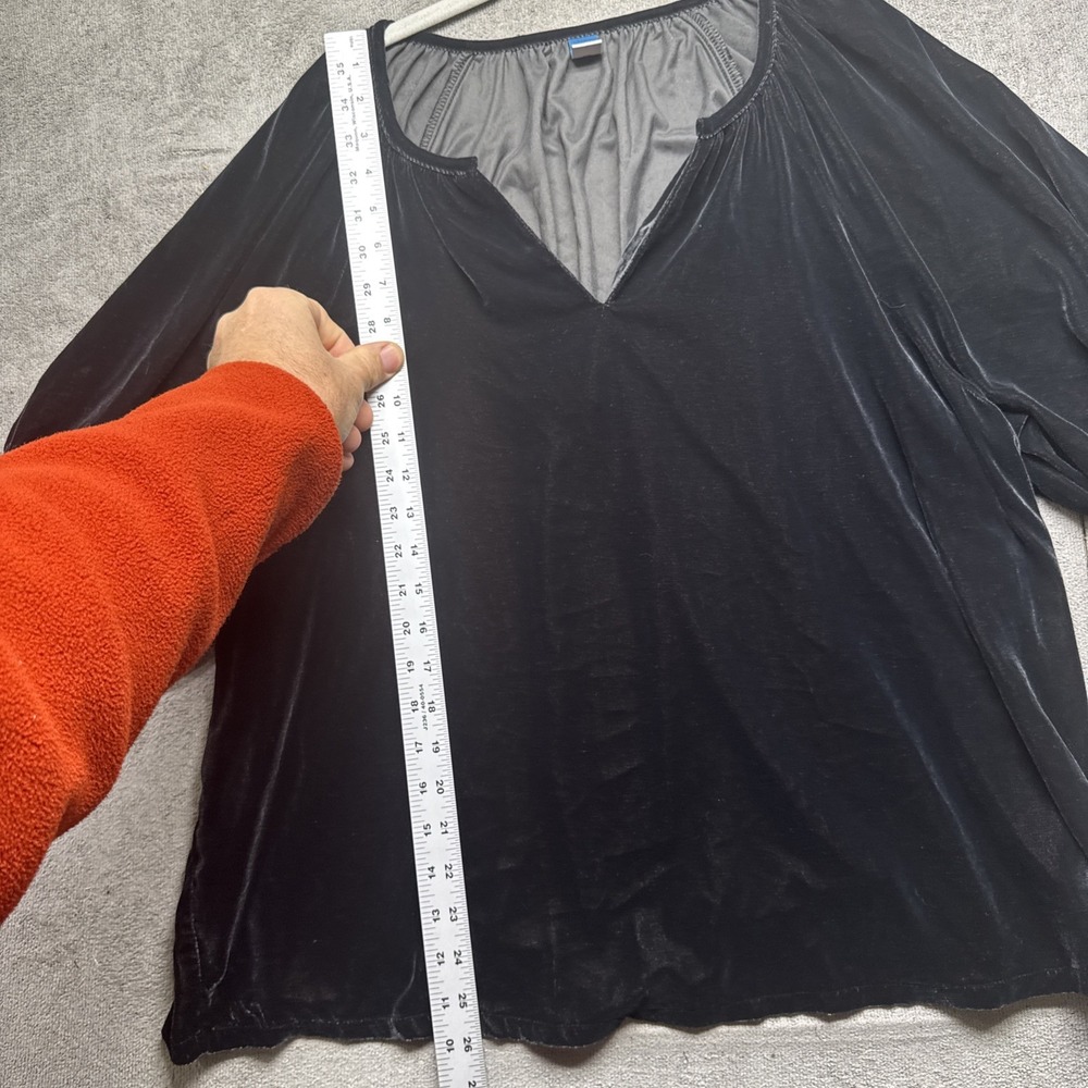 Black velvet split neck top dark holiday goth witchy soft drapey women's XL - Picture 3 of 8
